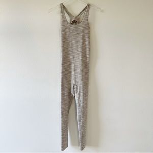 Outdoor voices bodysuit in oatmeal size M